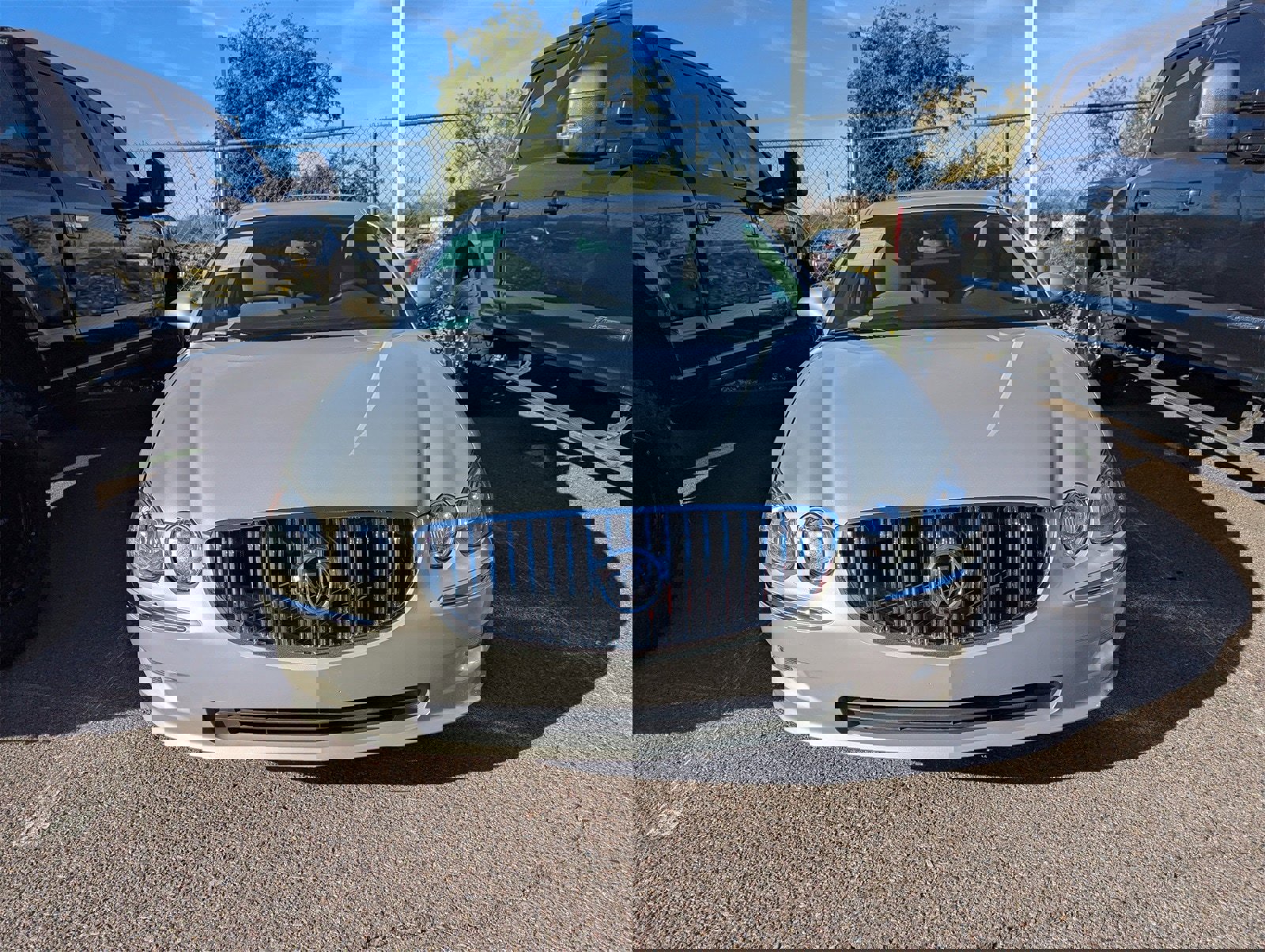 Used 2008 Buick LaCrosse CX image 2