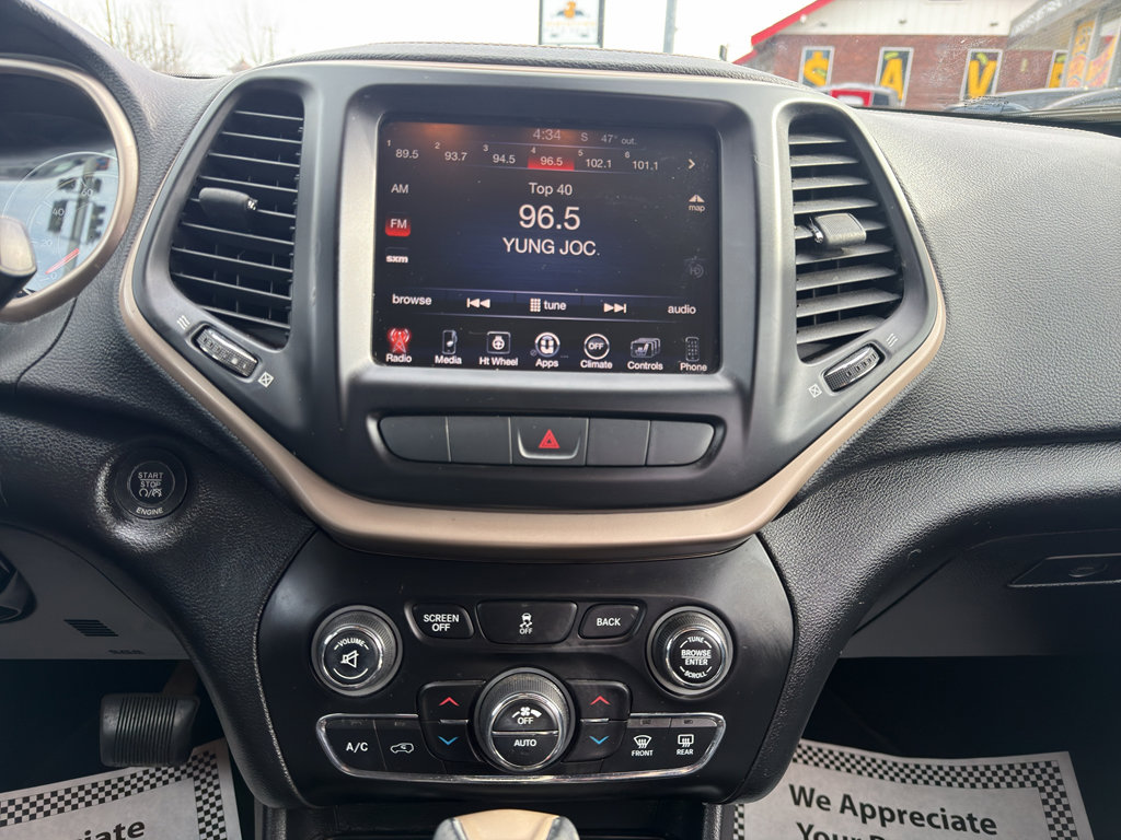 Used 2014 Jeep Cherokee Limited image 23