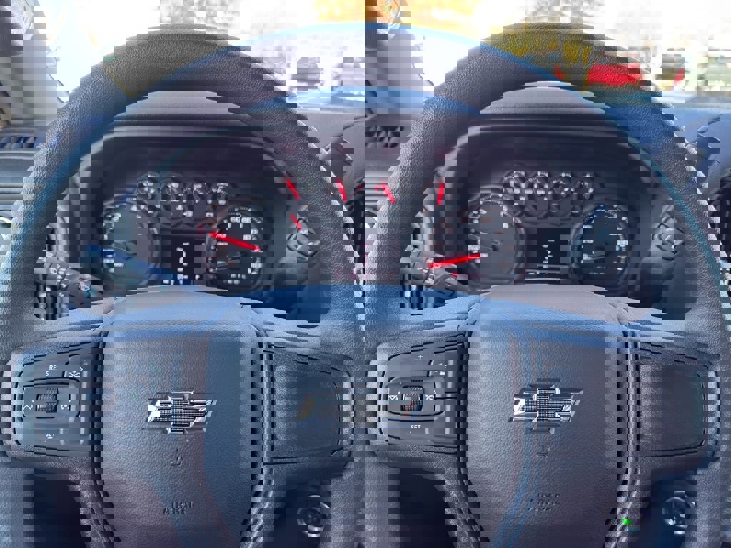 New 2026 Chevrolet Silverado 1500 Custom Trail Boss w/ LPO, Dark Essentials Package image 21