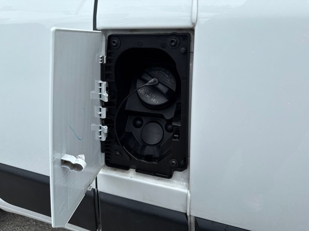 Used 2026 RAM ProMaster 2500 w/ Safety Group FWD image 7