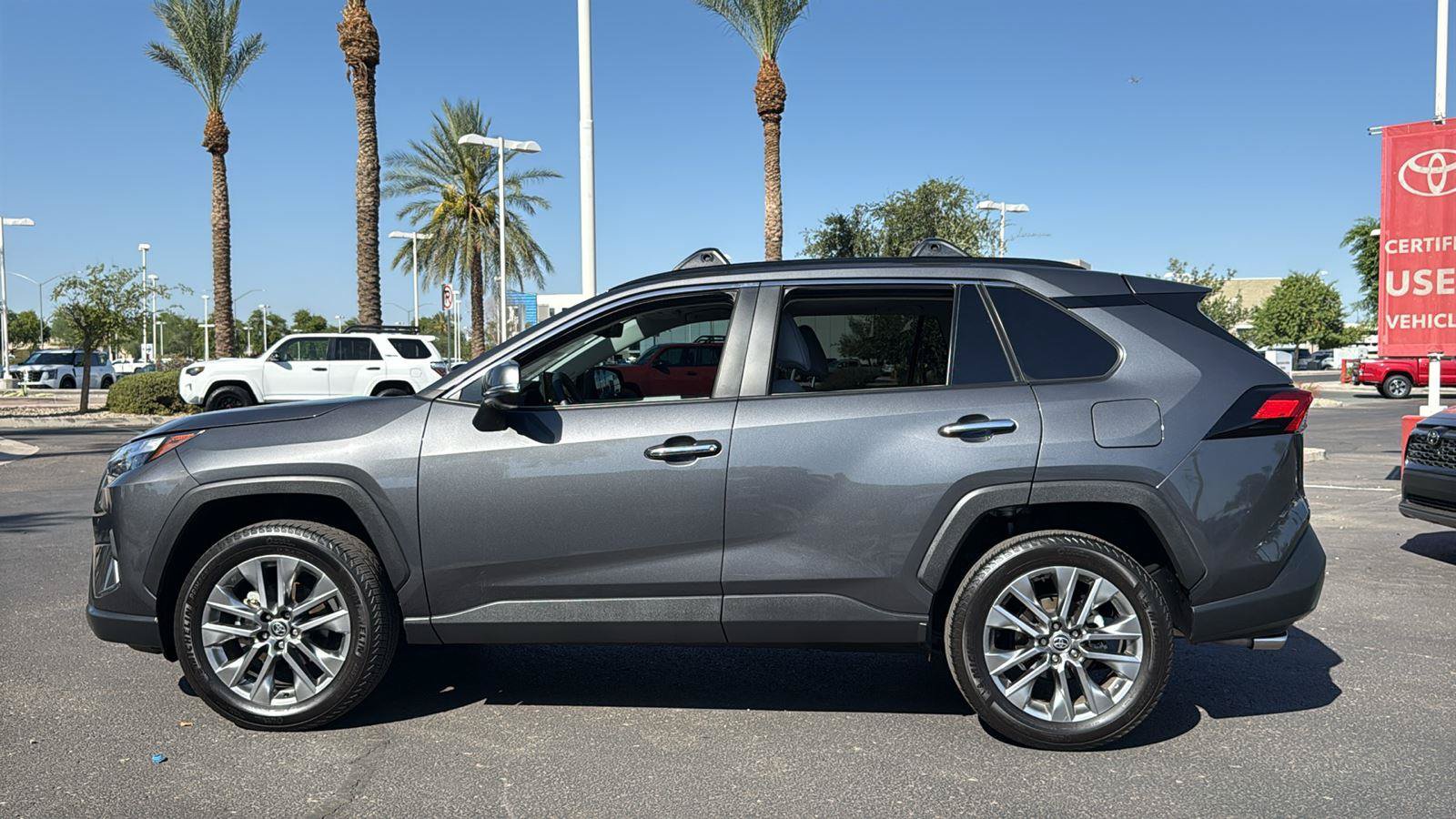 Used 2025 Toyota RAV4 Limited w/ Advanced Technology Package FWD image 5