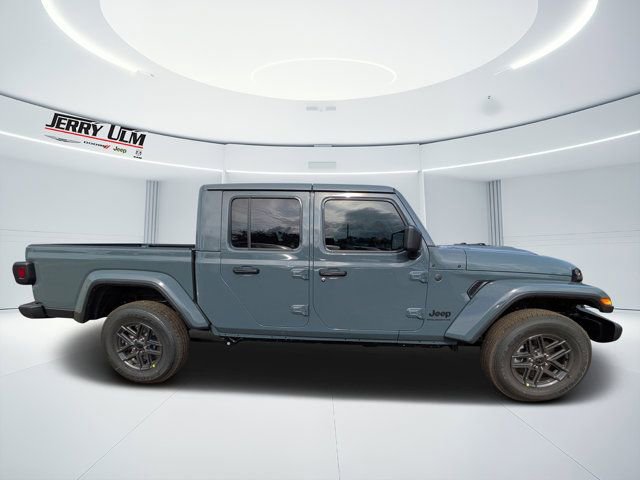 New 2026 Jeep Gladiator Sport image 2