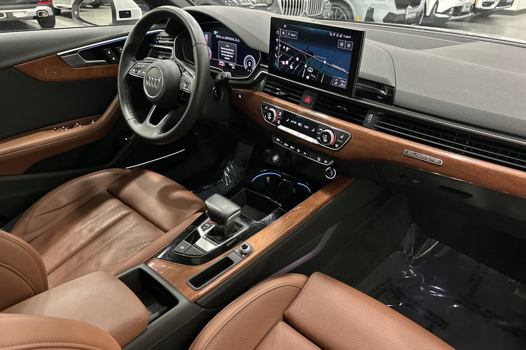 Used 2020 Audi A4 2.0T allroad Prestige w/ Prestige Package AWD/4WD image 18