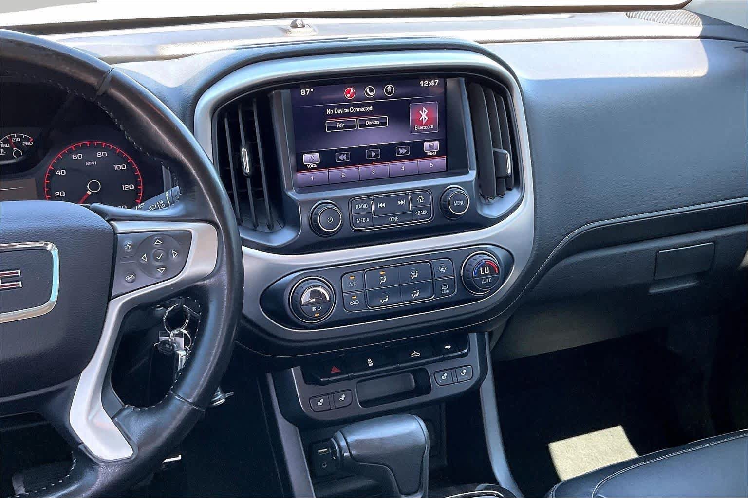 Used 2015 GMC Canyon SLT AWD/4WD image 7