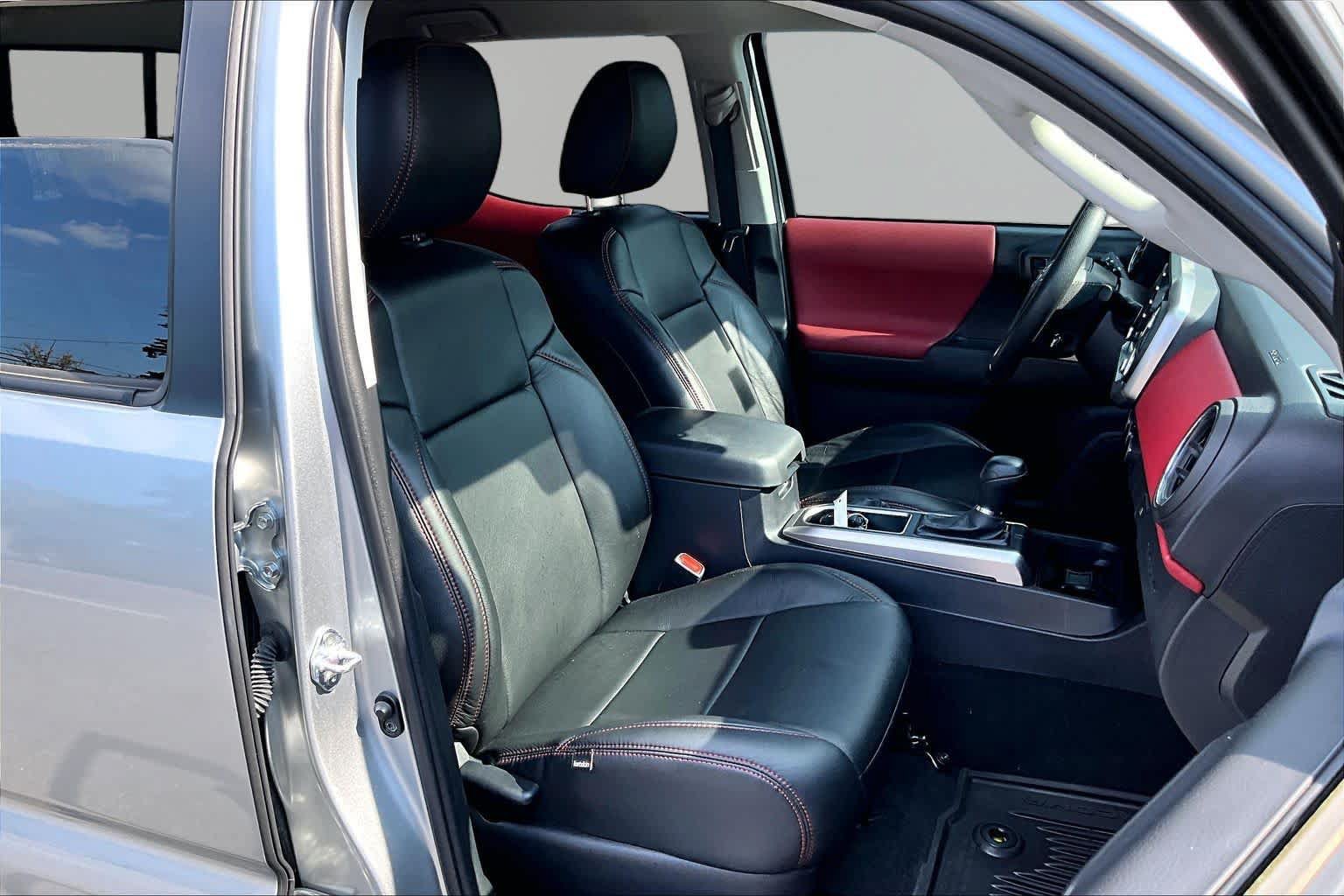 Certified 2023 Toyota Tacoma SR5 w/ Technology Package RWD image 9