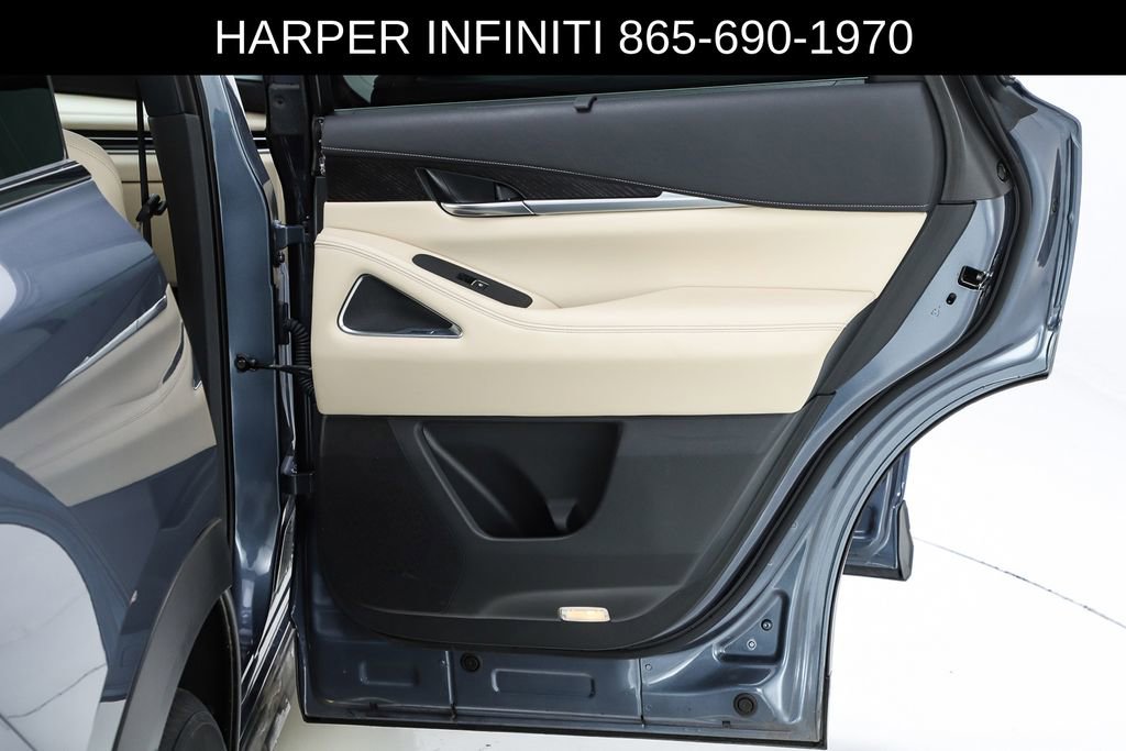 Used 2023 INFINITI QX60 Sensory w/ Vision Package AWD/4WD image 31