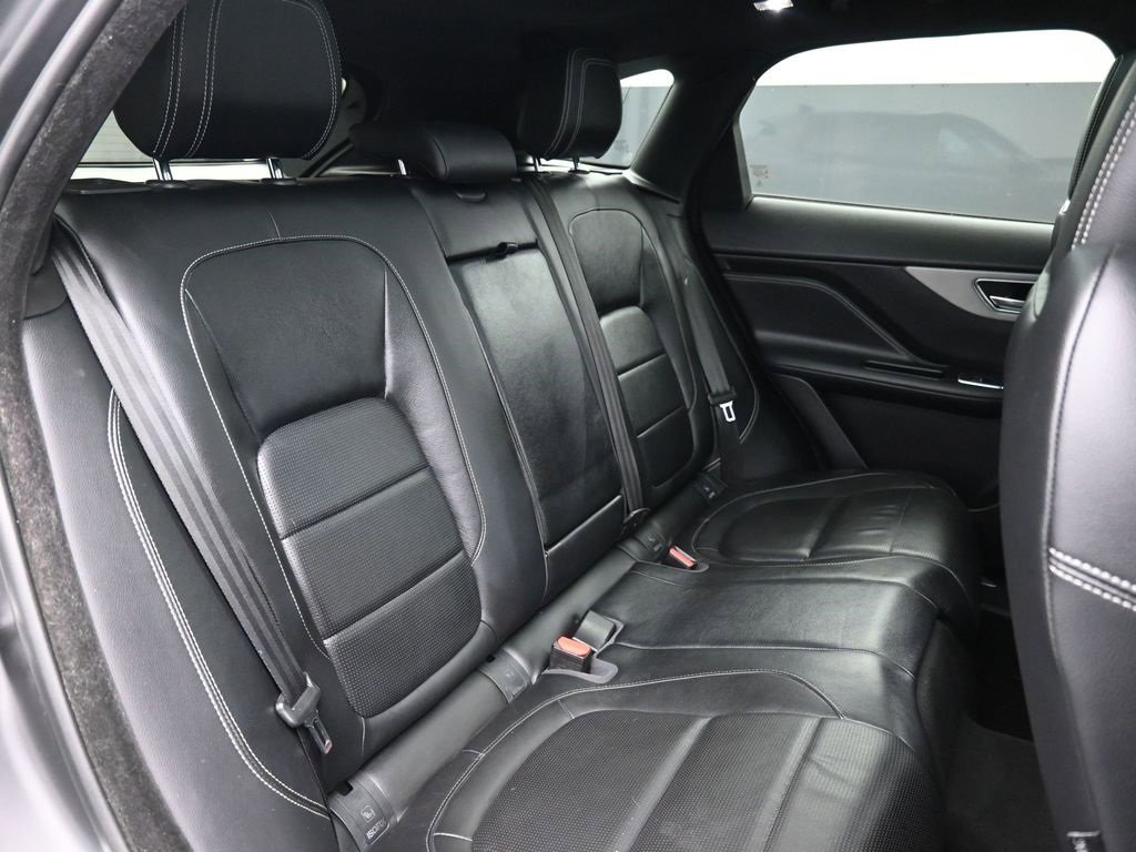 Used 2020 Jaguar F-PACE S image 24
