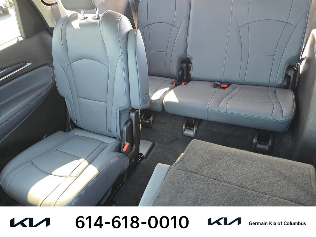 Used 2021 Buick Enclave Essence w/ Sound and Sites Package FWD image 18