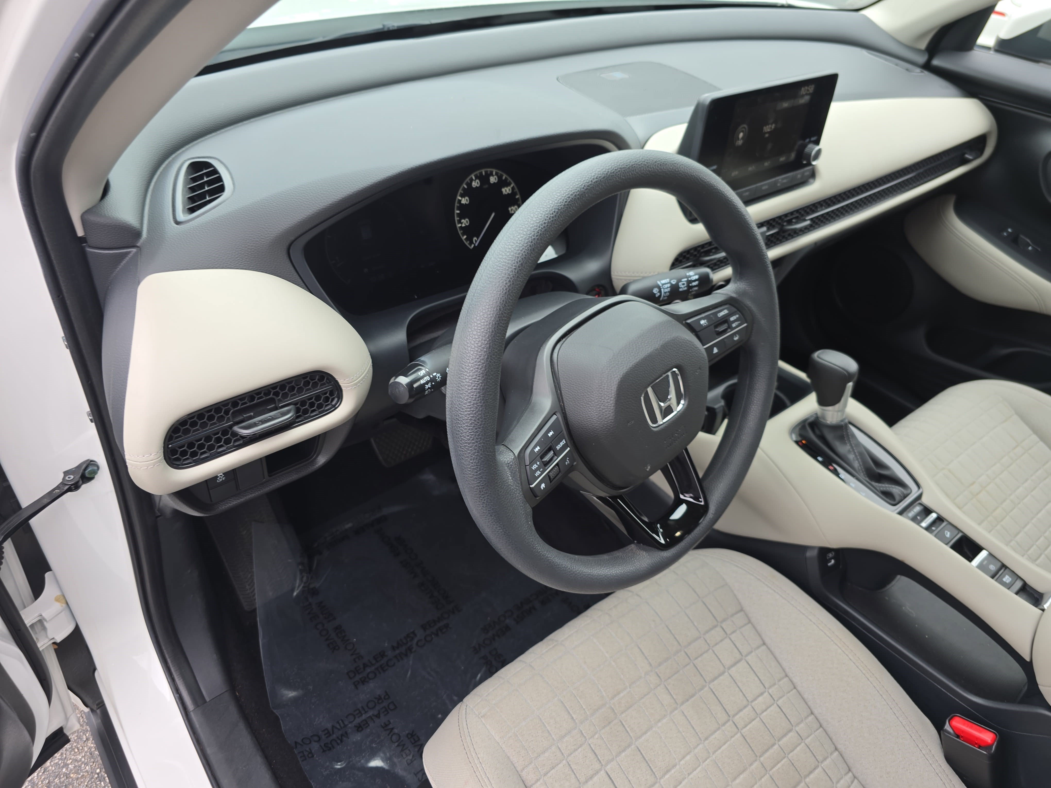 Certified 2025 Honda HR-V LX image 15