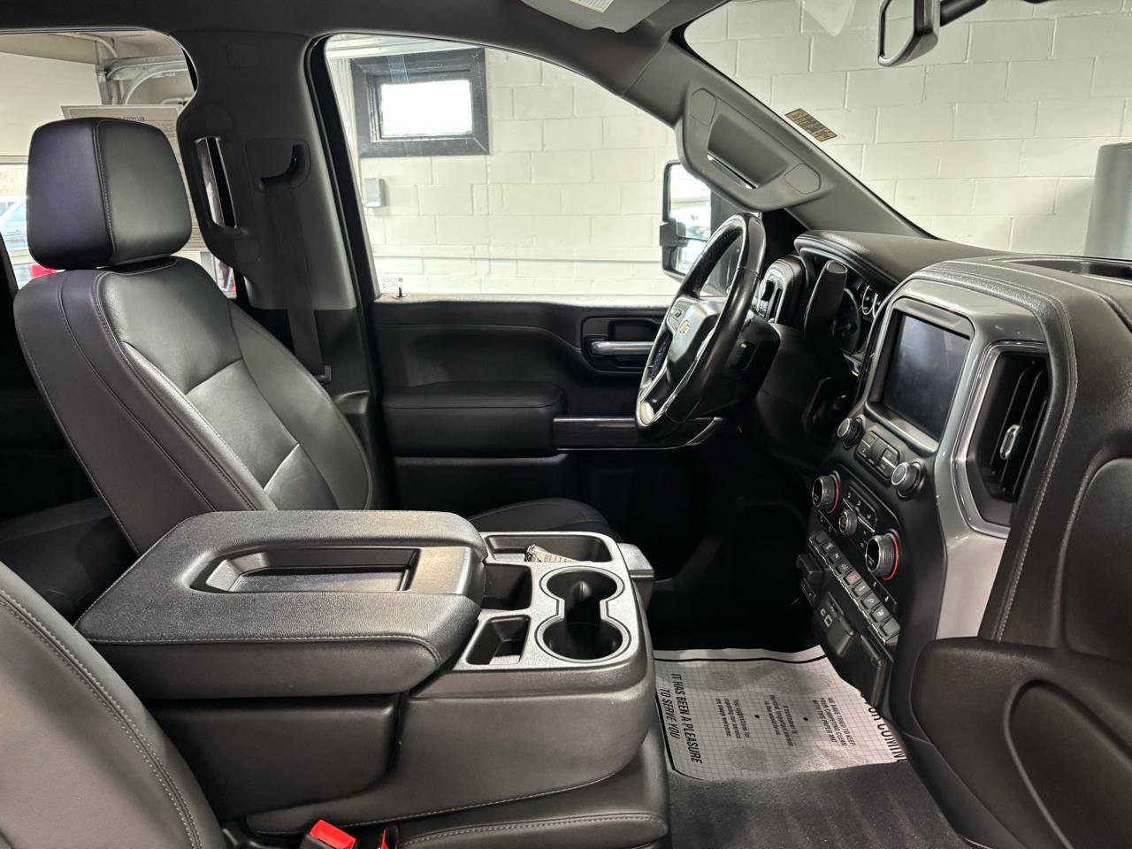 Used 2022 Chevrolet Silverado 2500 LTZ w/ Safety Package image 21