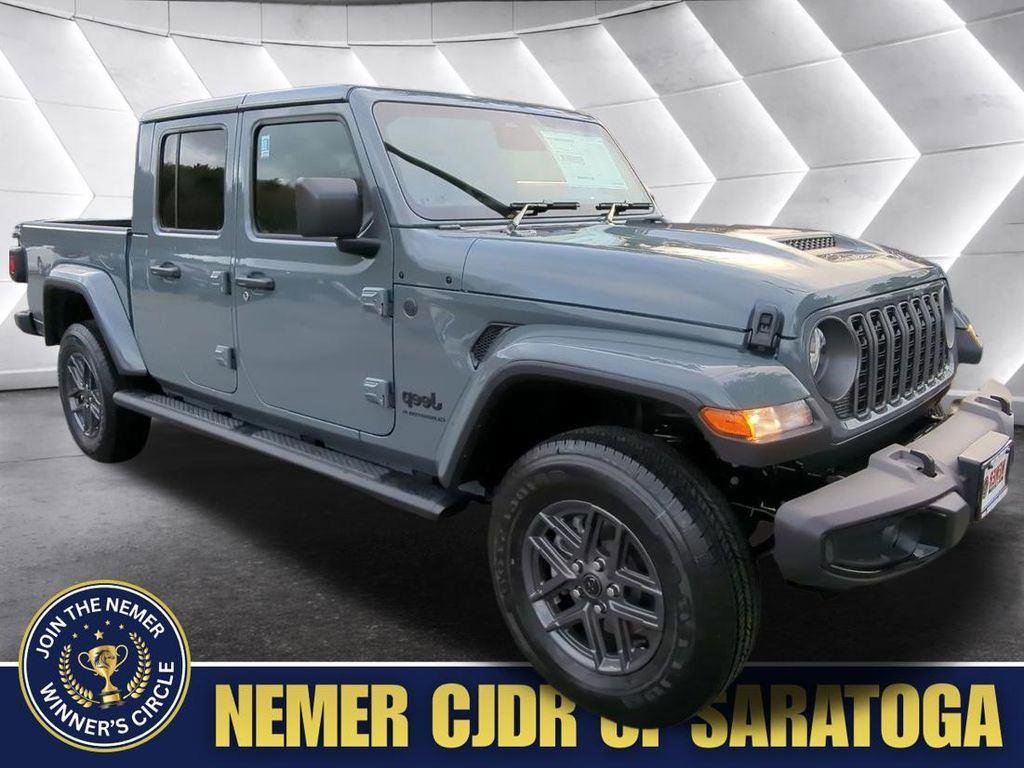 New 2026 Jeep Gladiator Sport