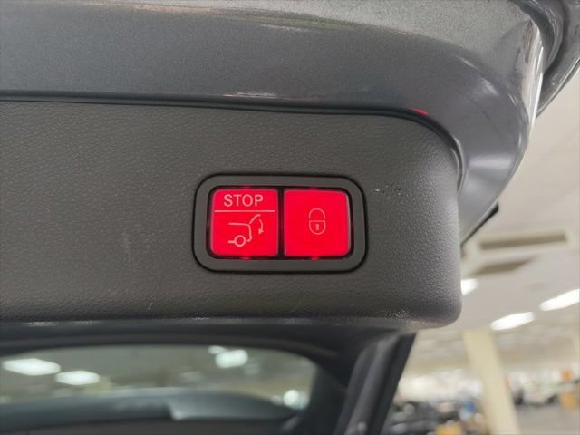 Used 2017 Mercedes-Benz GLE 350 4MATIC image 12