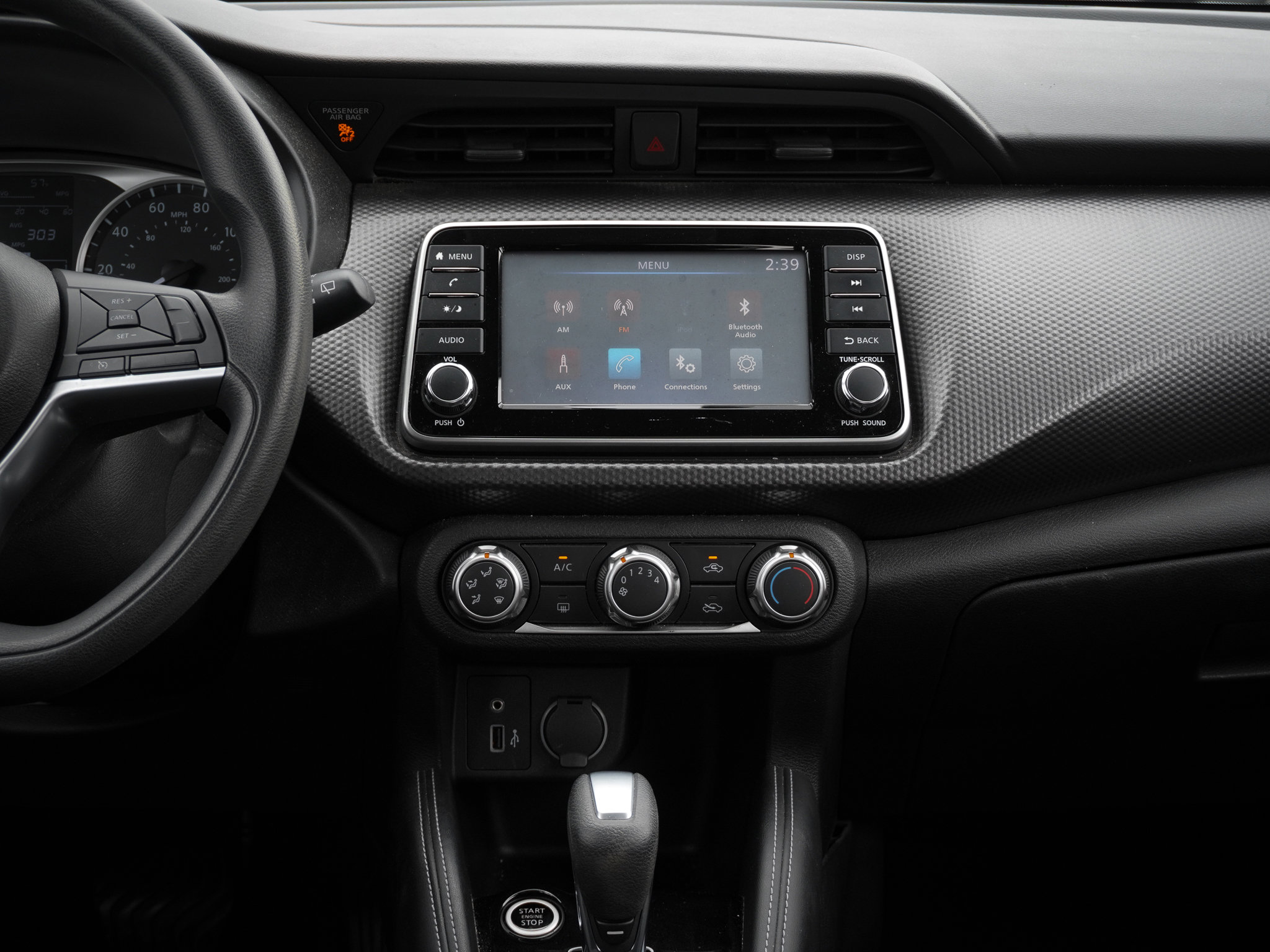 Used 2019 Nissan Kicks S image 29