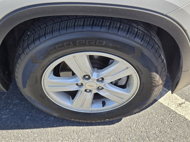 Used 2022 Chevrolet Trax LS w/ Tint and Cruise Package image 20