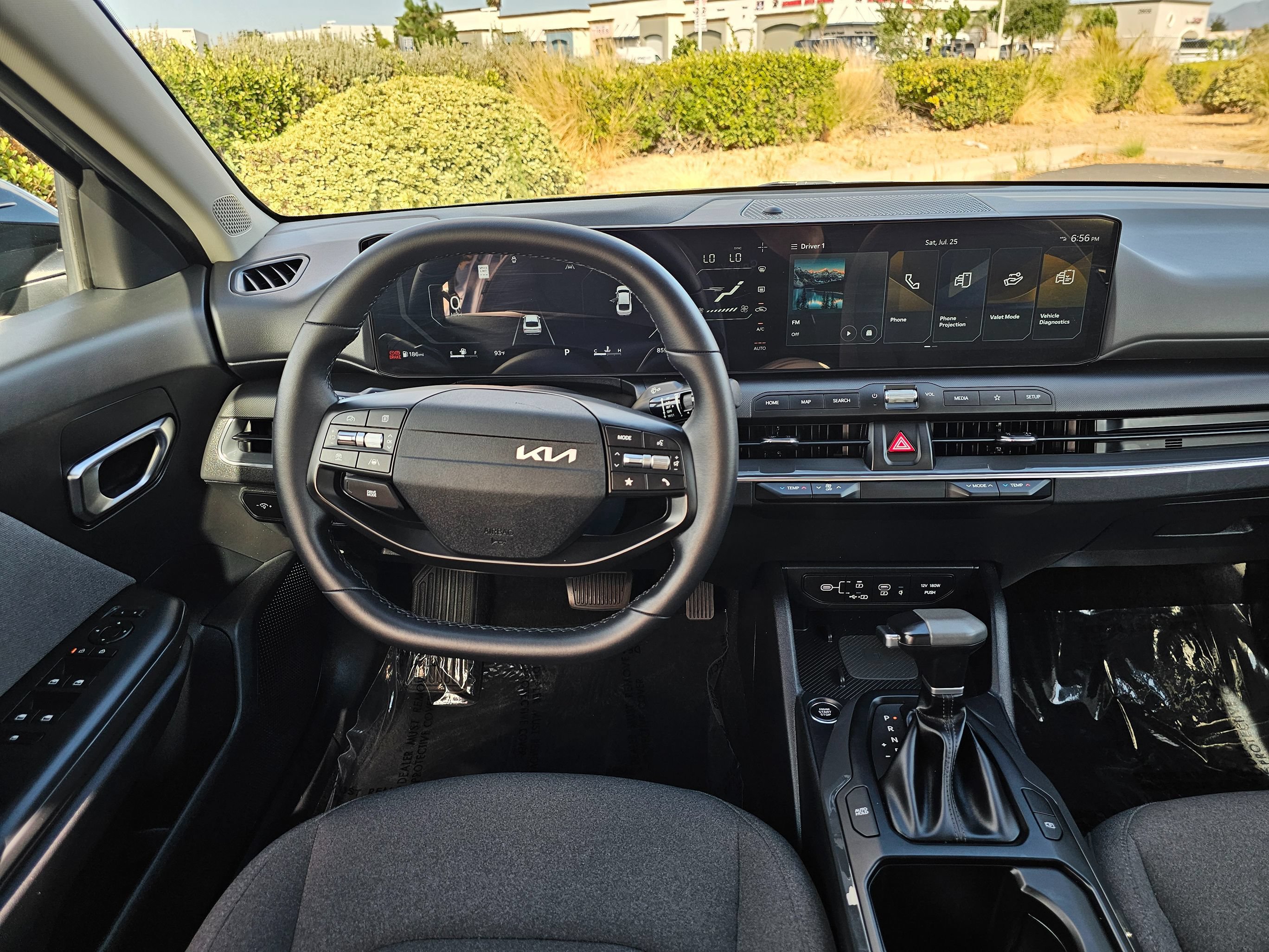 Used 2025 Kia K4 EX FWD image 23