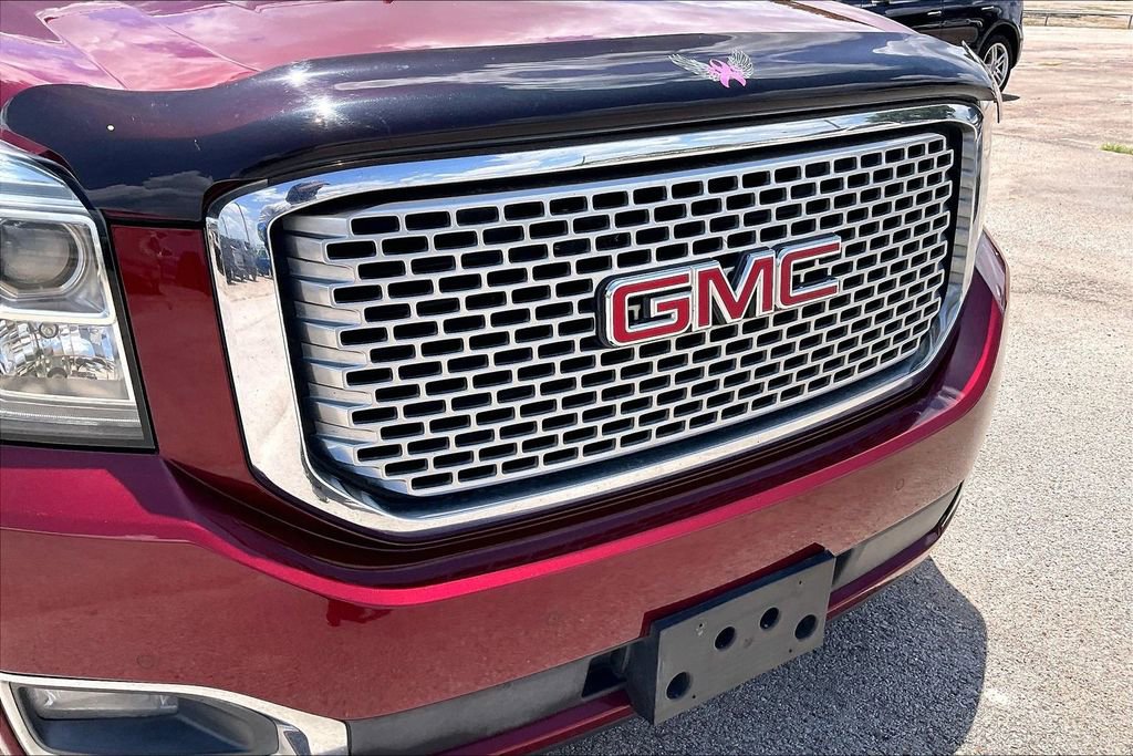 Used 2017 GMC Yukon Denali AWD/4WD image 34
