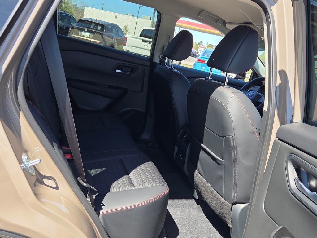 New 2026 Nissan Rogue SV image 12