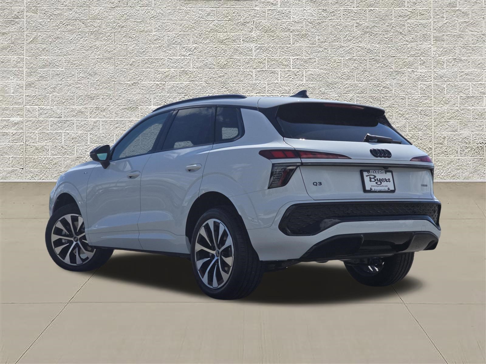 New 2026 Audi Q3 quattro 2.0T AWD/4WD image 5