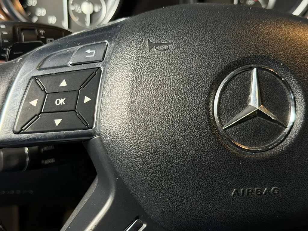 Used 2013 Mercedes-Benz ML 350 BlueTEC 4MATIC image 31