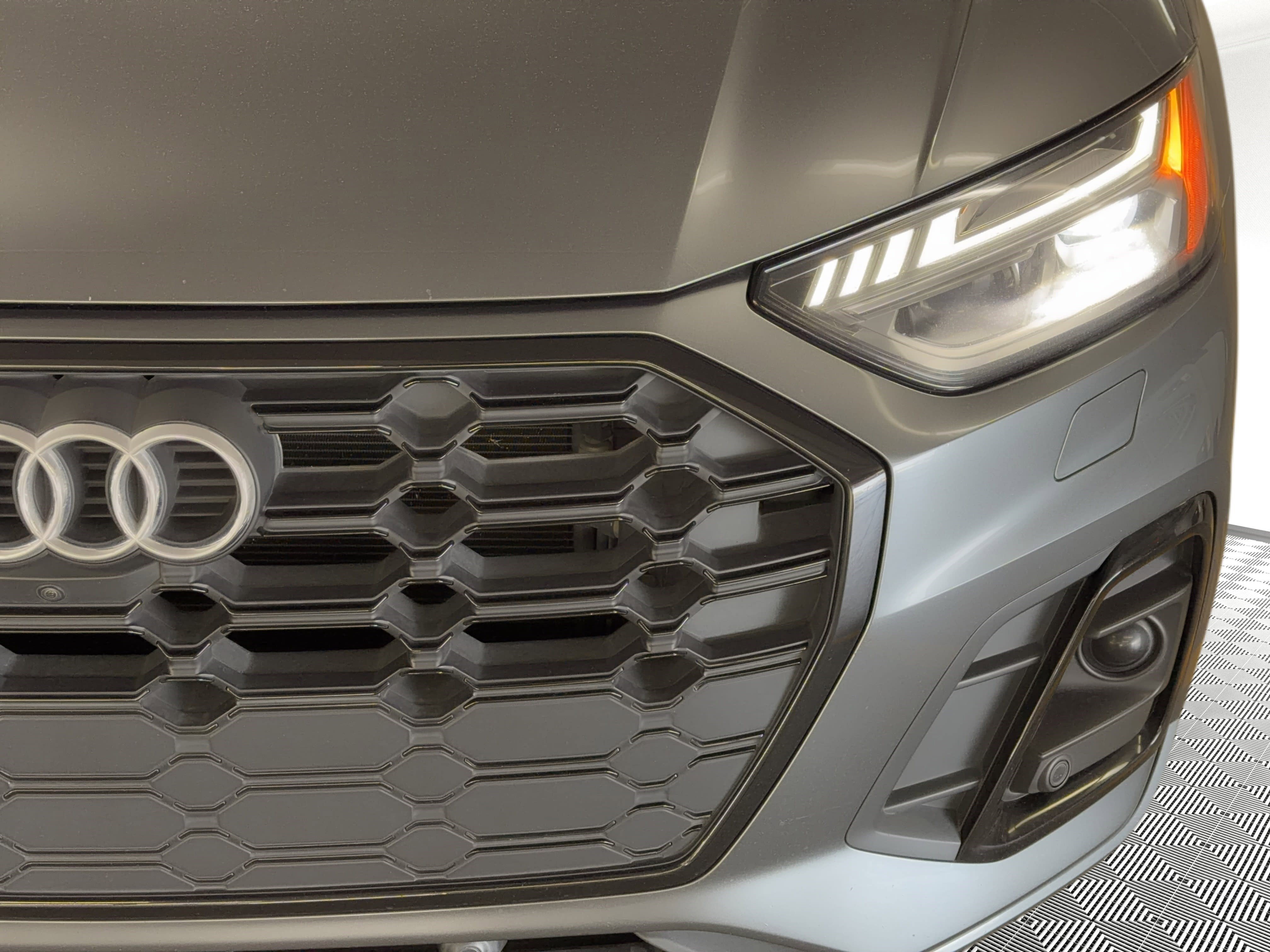 Certified 2021 Audi SQ5 Prestige w/ Prestige Package AWD/4WD image 11