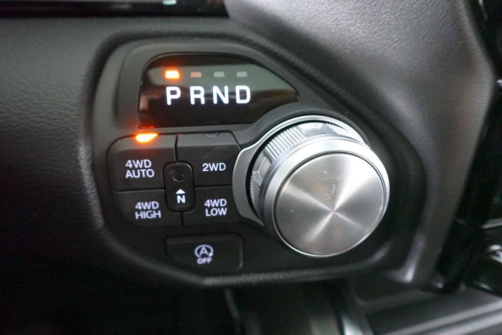New 2026 RAM 1500 Laramie AWD/4WD image 22