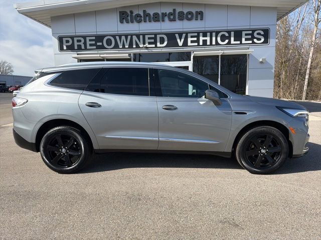 Certified 2024 Buick Enclave Essence w/ Sport Touring Edition FWD image 2