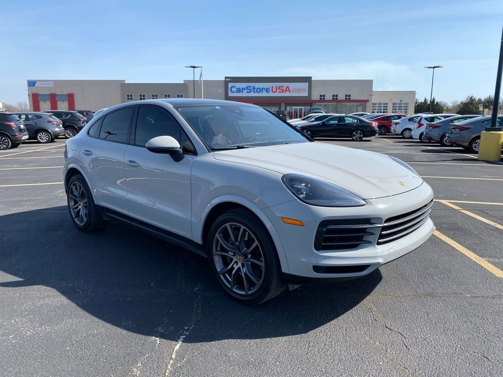 Used 2023 Porsche Cayenne Coupe AWD/4WD image 1