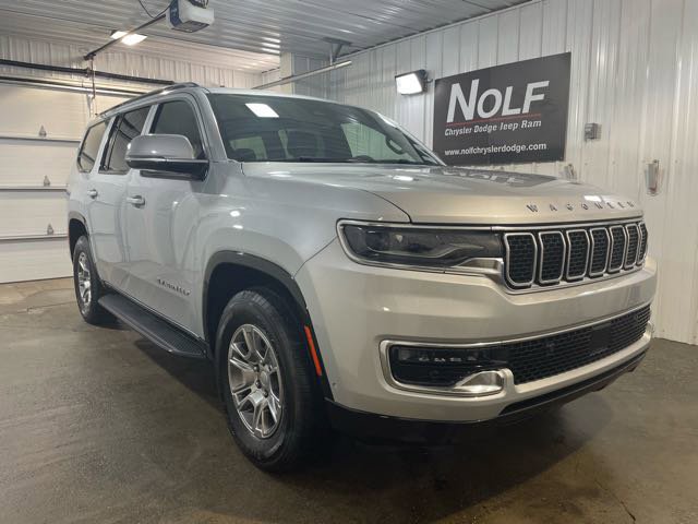 Used 2022 Jeep Wagoneer Series I image 2