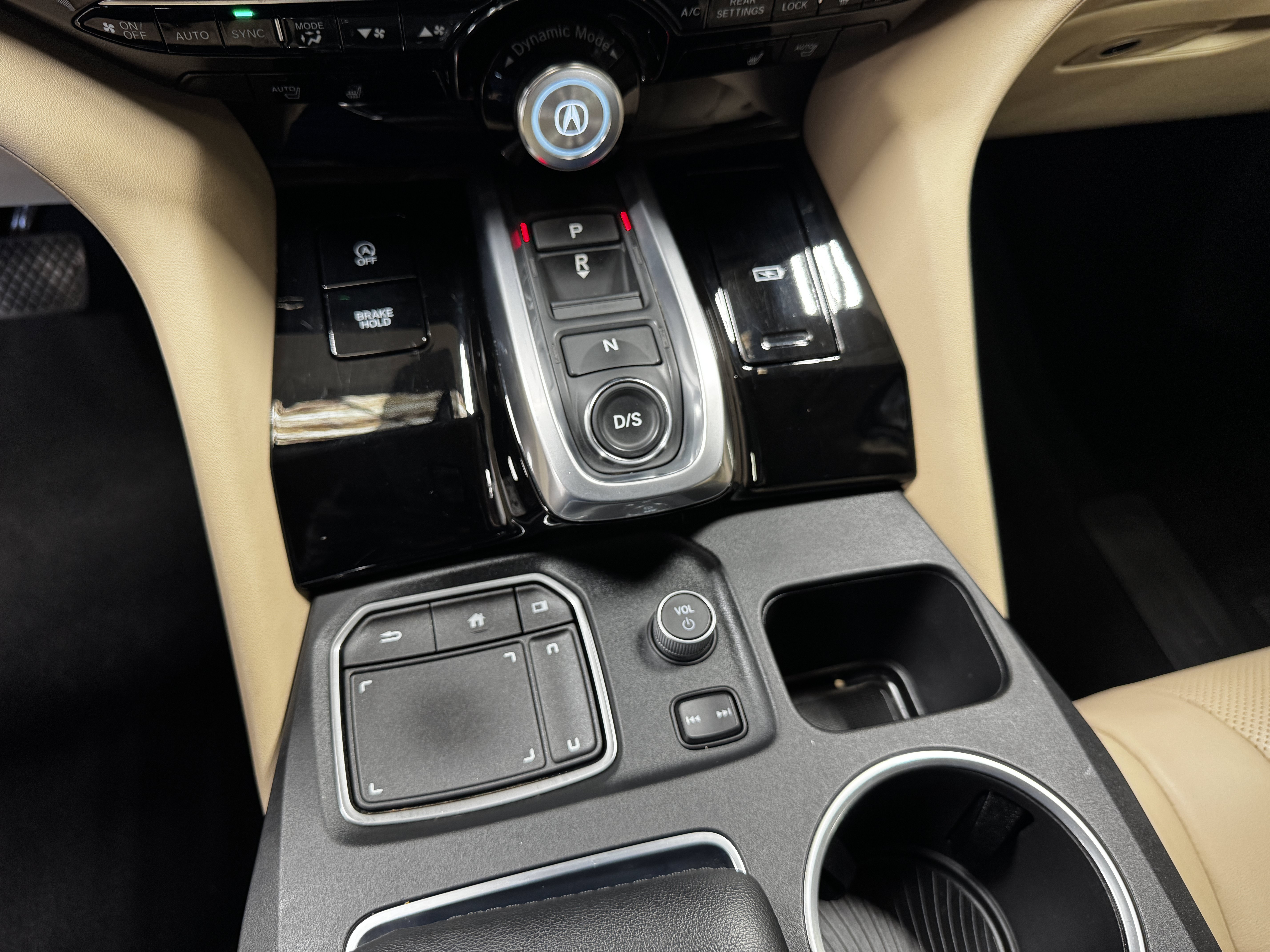 Used 2022 Acura MDX w/ Technology Package FWD image 35
