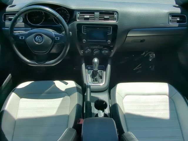 Used 2016 Volkswagen Jetta Sport FWD image 11