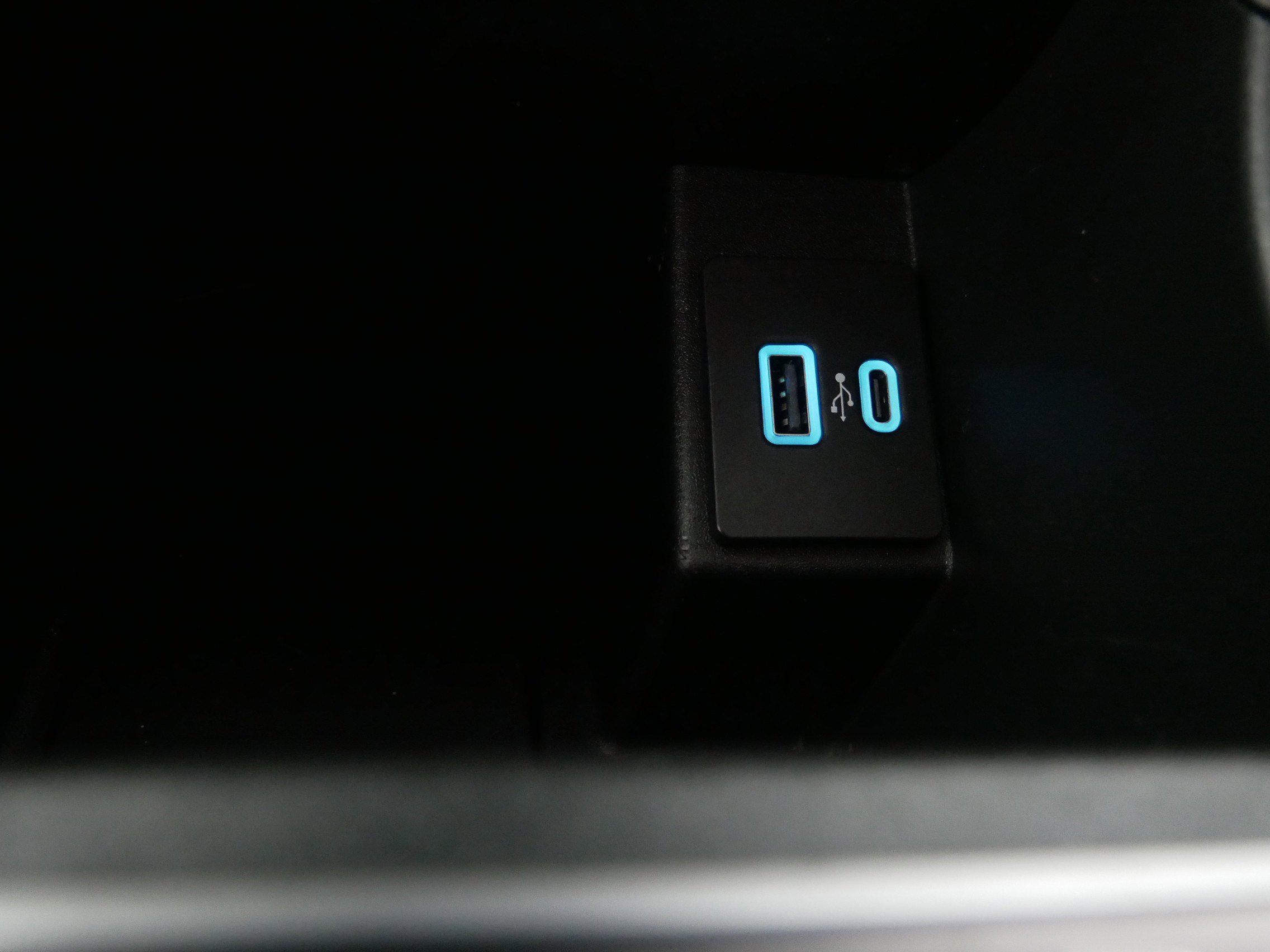 Used 2024 Ford Edge SEL image 30