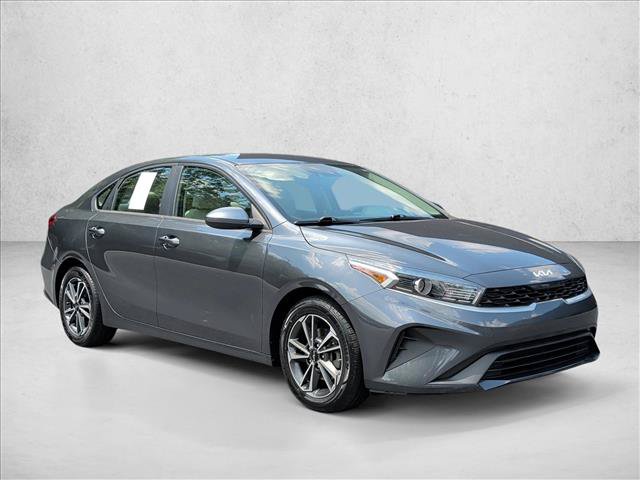 Used 2022 Kia Forte LXS FWD image 3