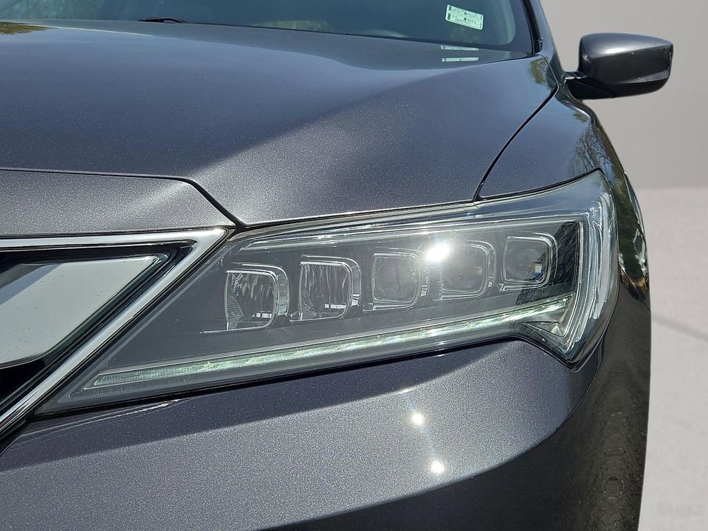 Used 2018 Acura ILX FWD image 9