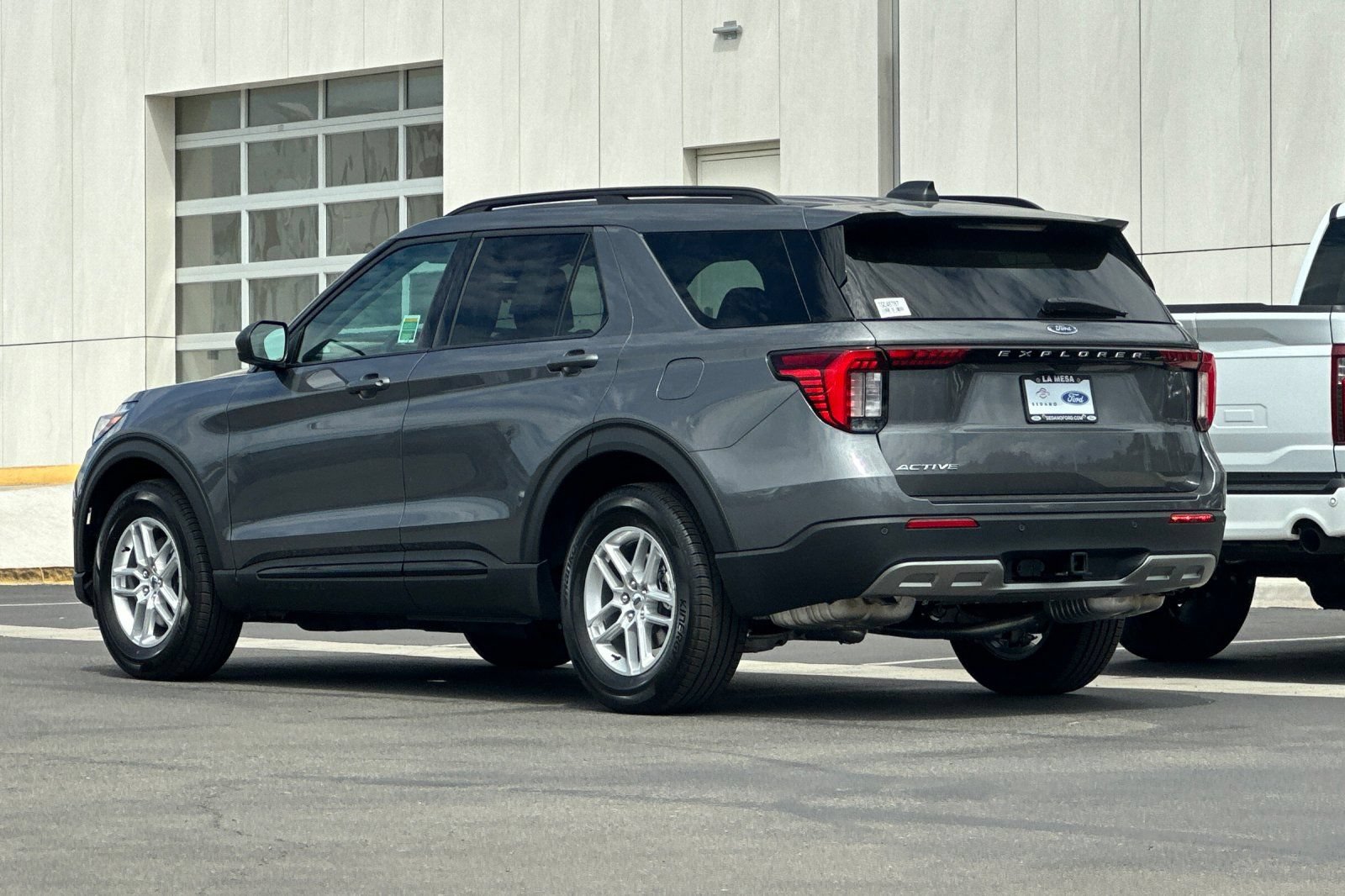 New 2026 Ford Explorer Active w/ Active Comfort Package RWD image 5