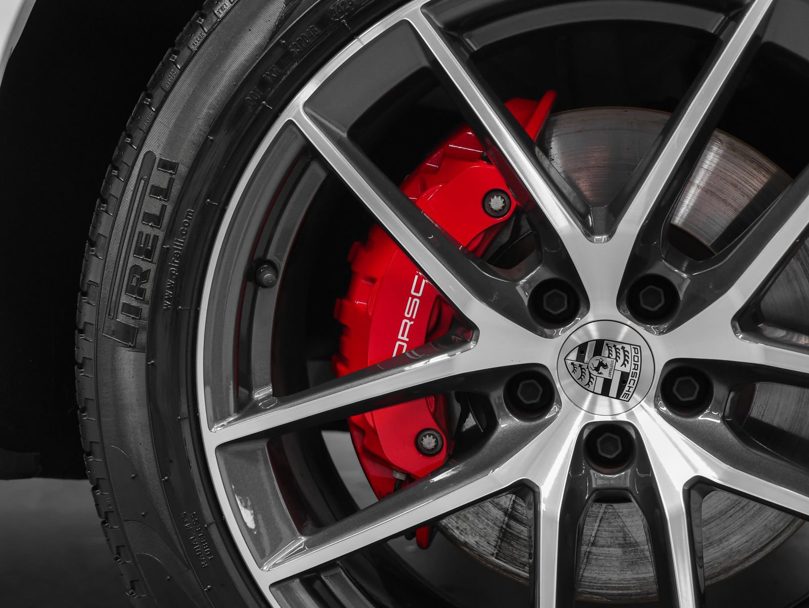 Certified 2025 Porsche Macan S image 16