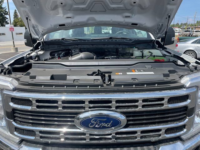 New 2024 Ford F550 4x4 Regular Cab Super Duty image 29
