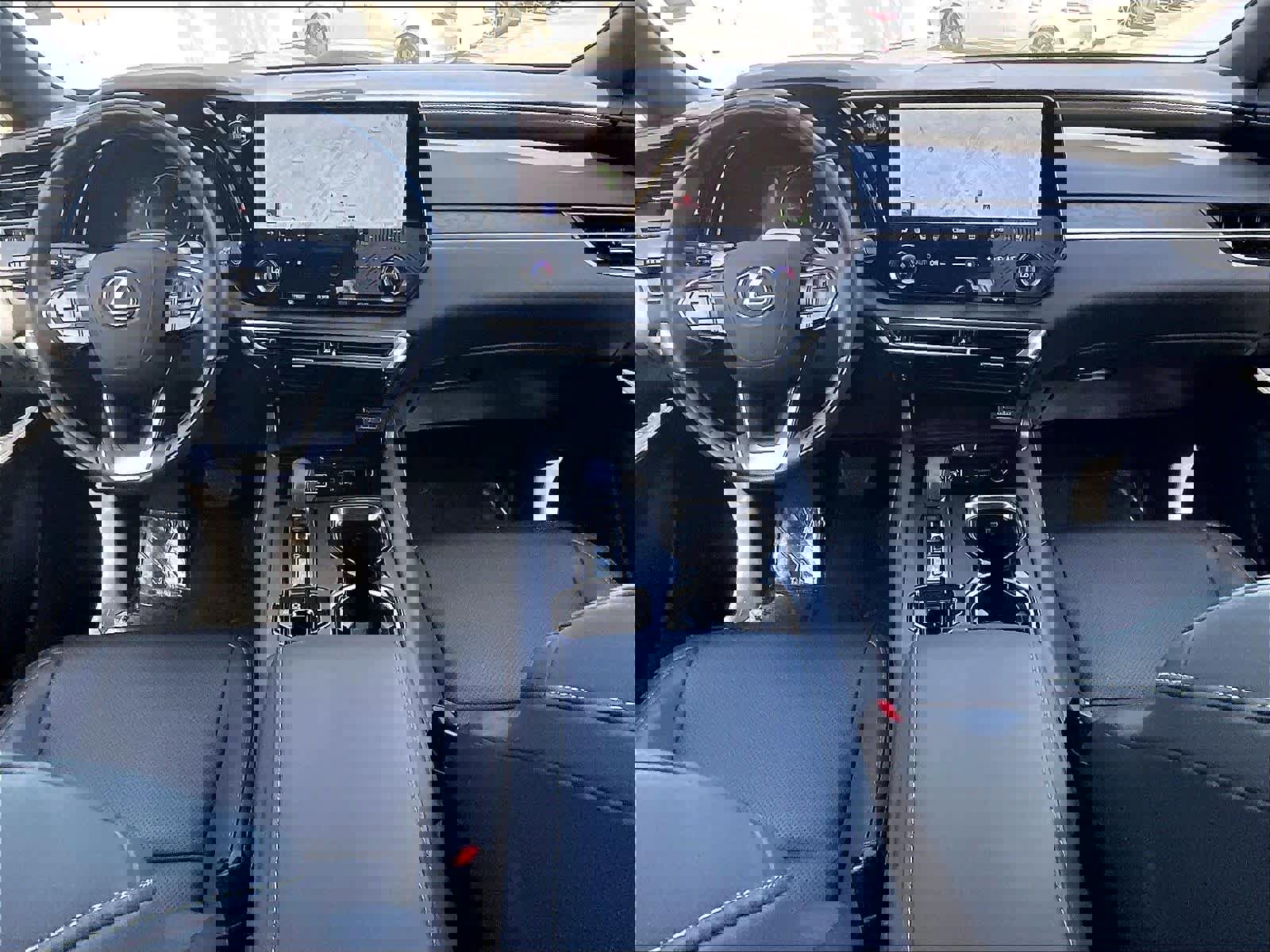 Used 2023 Lexus RX 350 Premium image 16