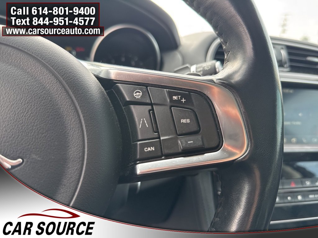 Used 2019 Jaguar F-PACE Prestige image 28