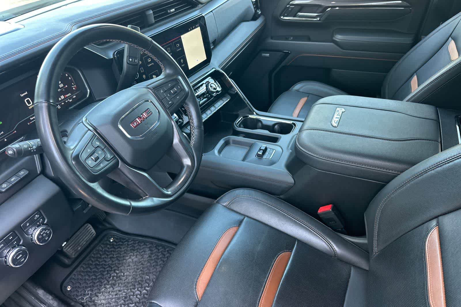 Used 2024 GMC Sierra 2500 AT4 w/ AT4 Premium Plus Package AWD/4WD image 14