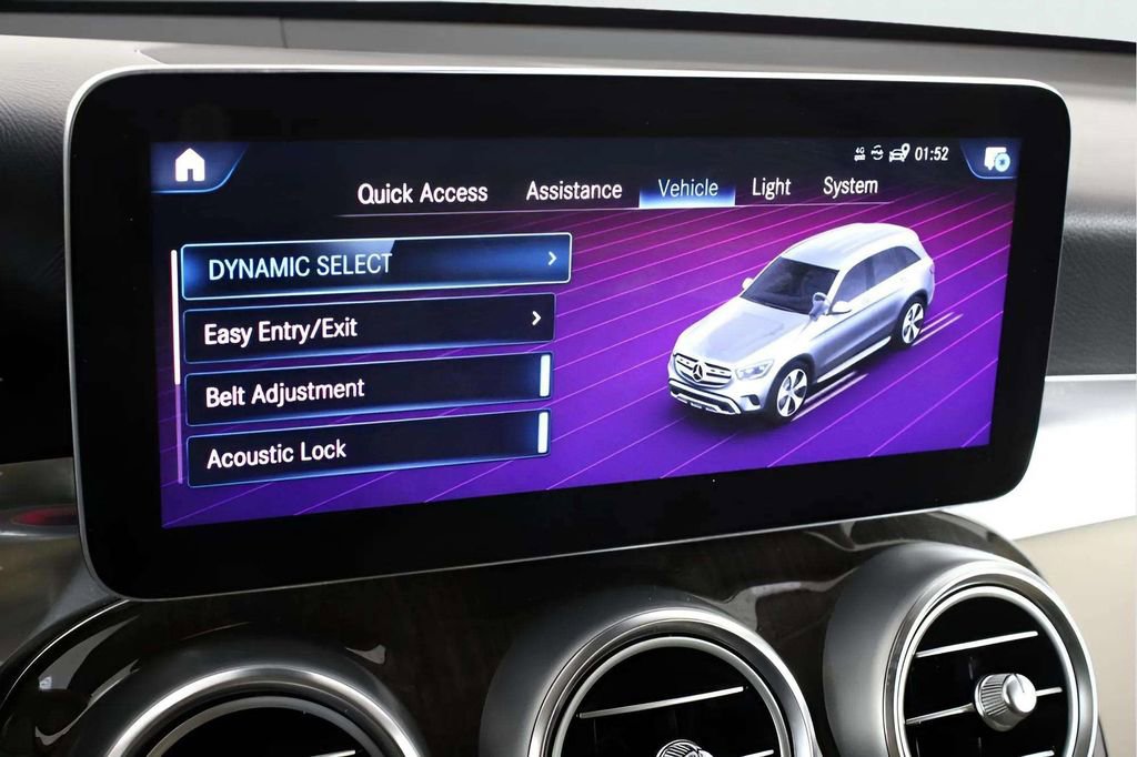 Used 2022 Mercedes-Benz GLC 300 w/ Premium Package Lite image 35