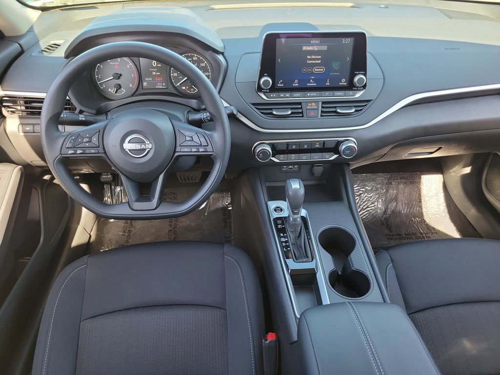Certified 2025 Nissan Altima 2.5 S image 4