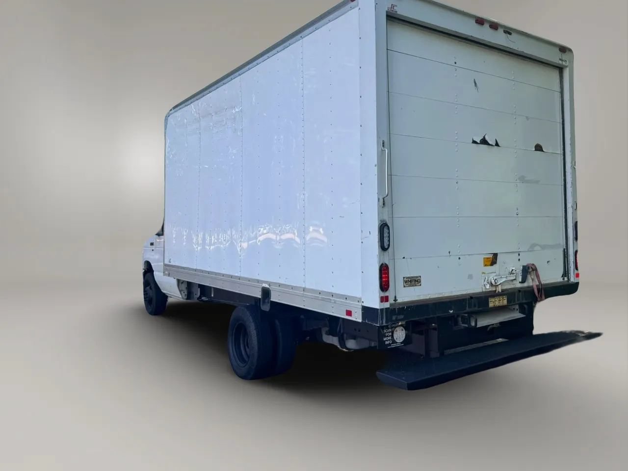 Used 2016 Ford E-350 and Econoline 350 Super Duty RWD image 6