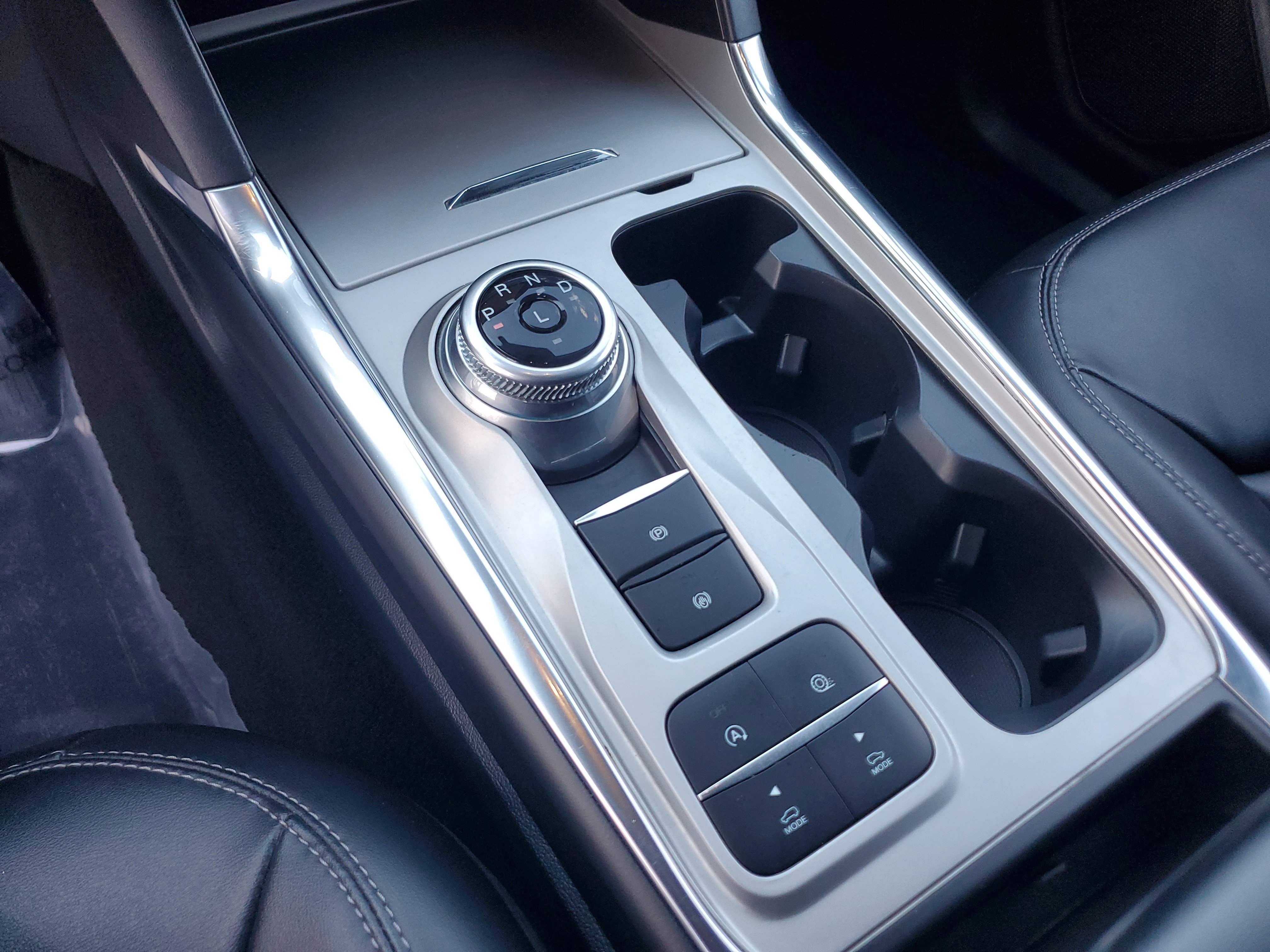 Used 2021 Ford Explorer XLT w/ Equipment Group 202A image 27