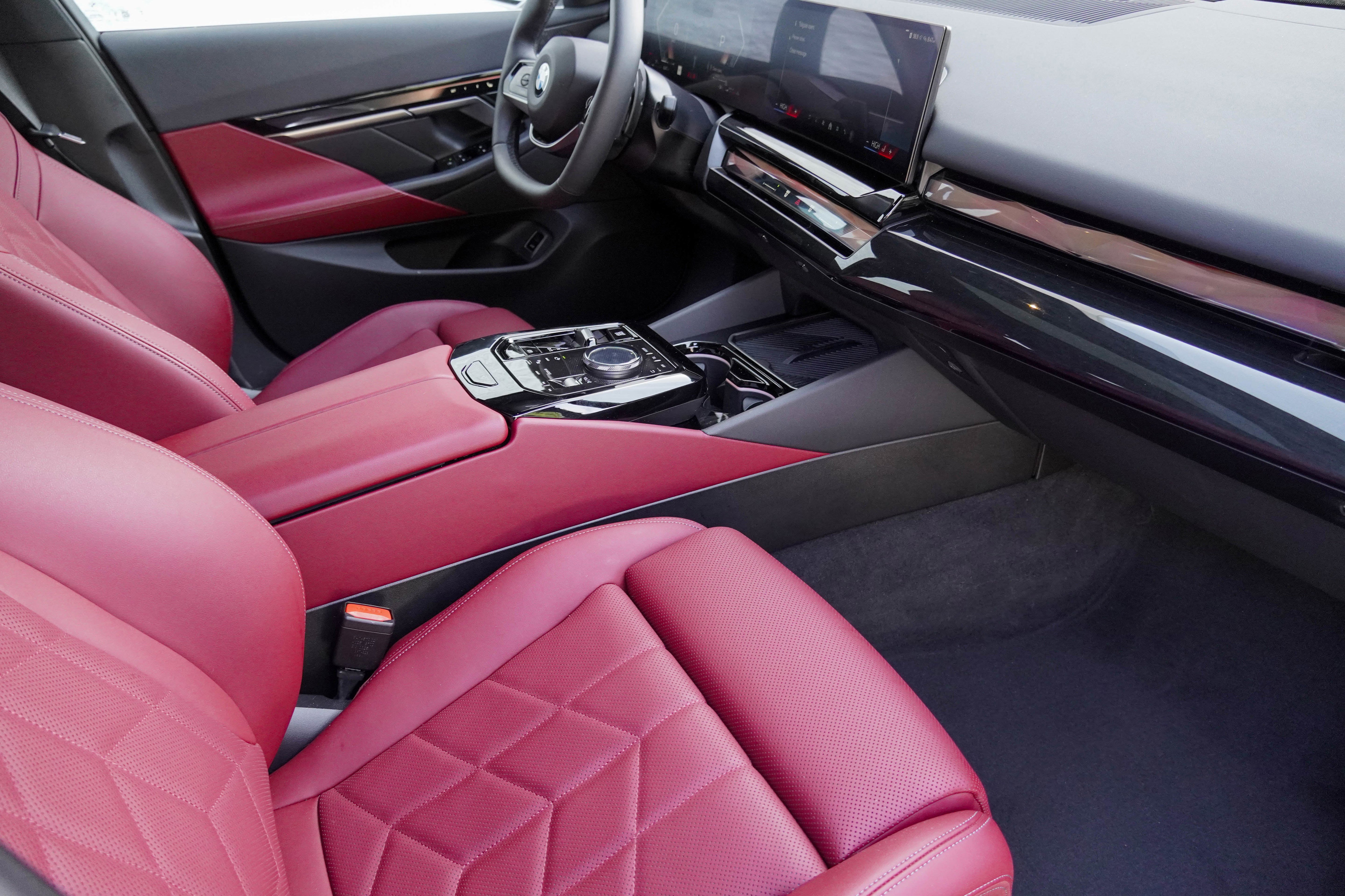 Used 2026 BMW 540i xDrive 540i xDrive image 10