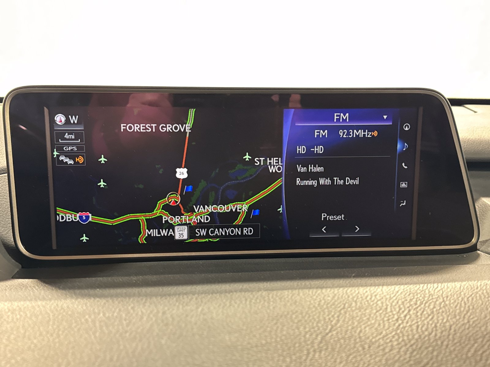 Used 2017 Lexus RX 350 AWD w/ Premium Package image 21