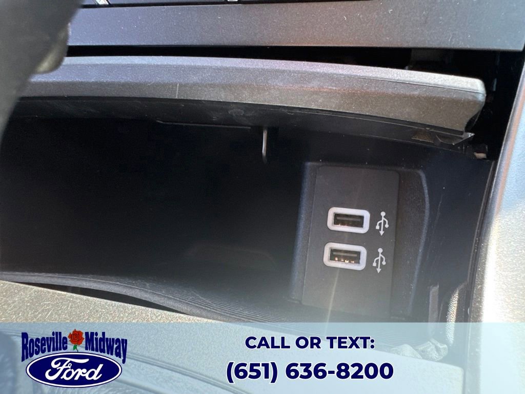 Used 2017 Ford Edge SEL w/ Equipment Group 201A AWD/4WD image 15