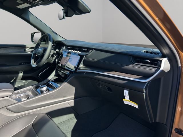 New 2026 Jeep Grand Cherokee L Limited AWD/4WD image 26