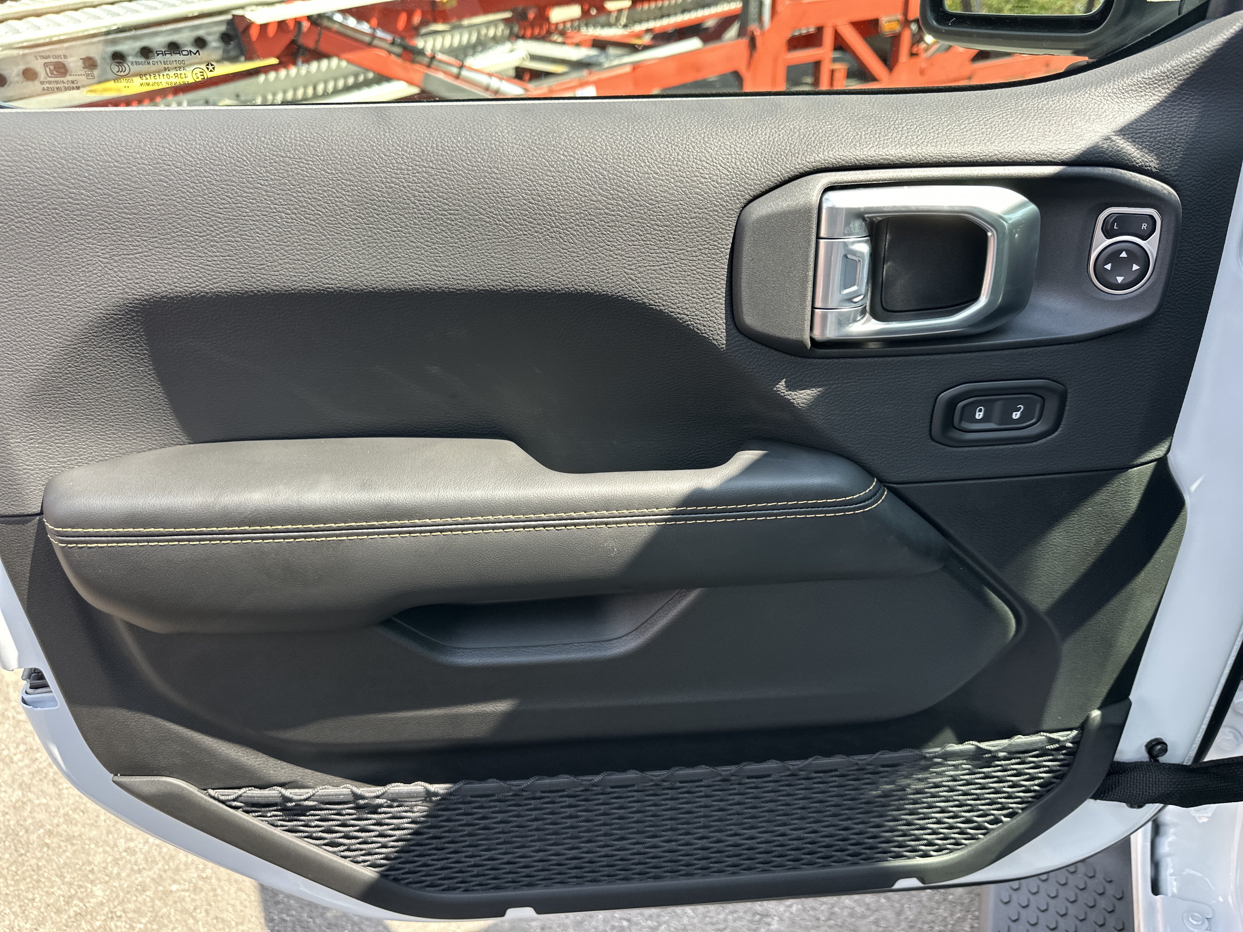 New 2027 Jeep Wrangler Unlimited Sahara AWD/4WD image 30