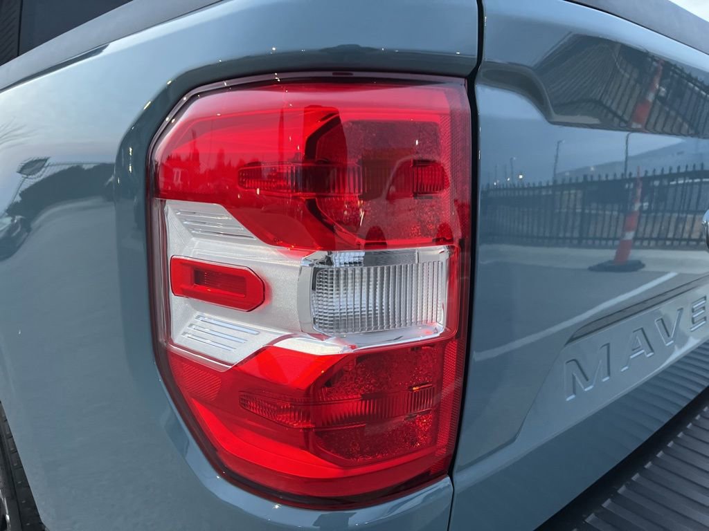 Used 2023 Ford Maverick Lariat w/ Lariat Luxury Package image 7