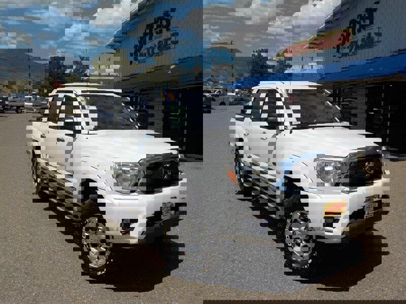 Used 2014 Toyota Tacoma PreRunner w/ TRD Off-Road Package RWD image 13